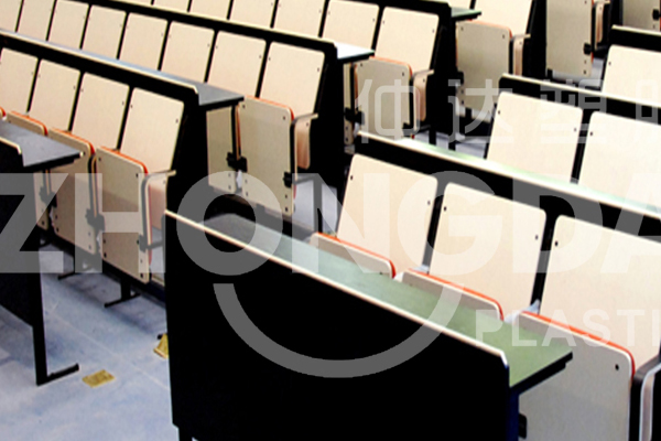 什么樣的階梯課桌椅比較好？